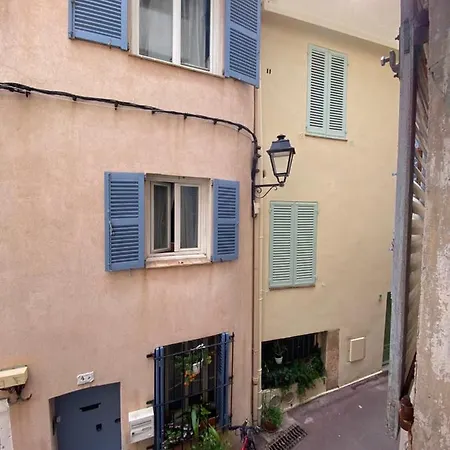 Studio, Calme Et Centre Au Coeur Du Vieil Apartment *